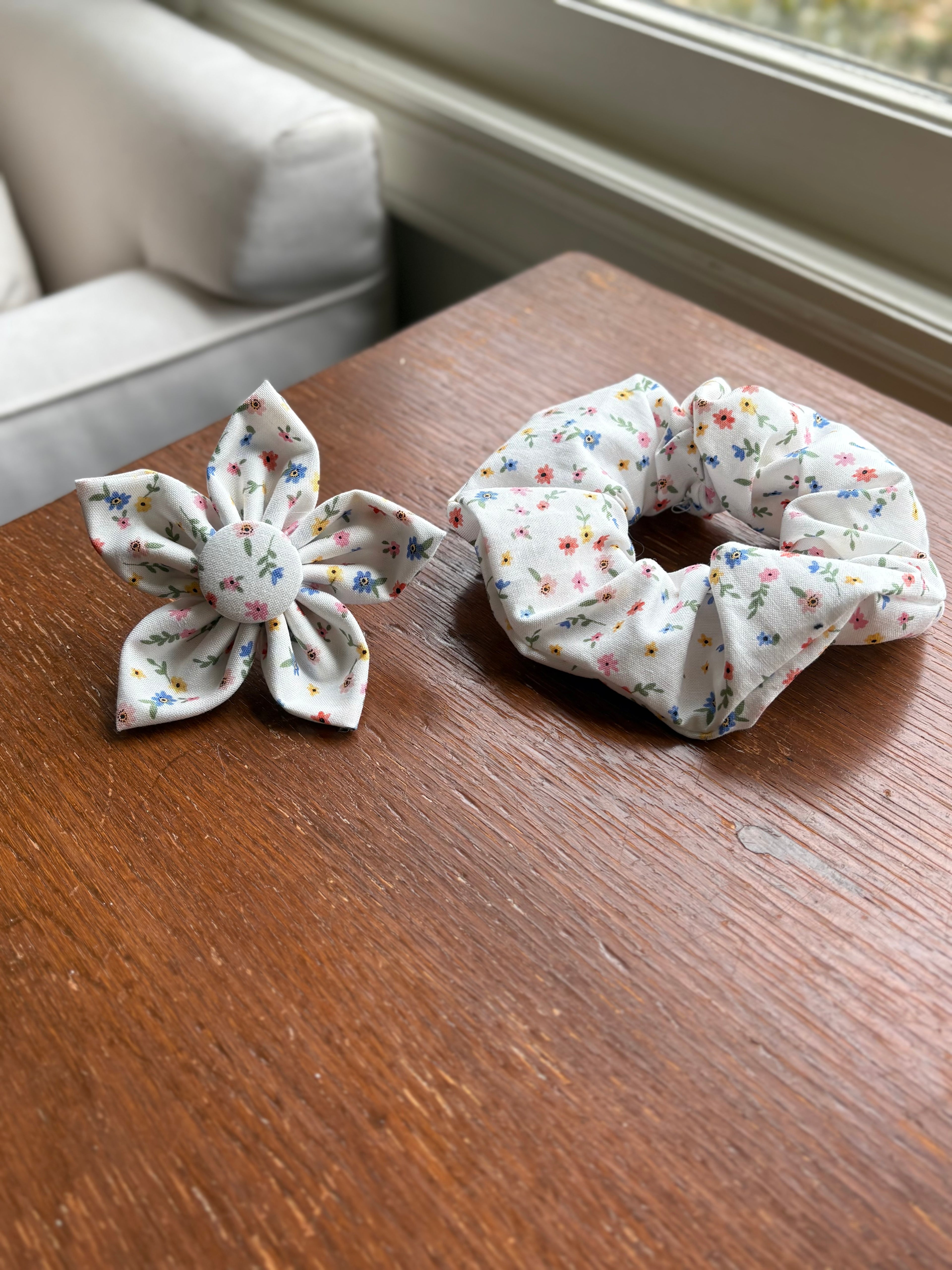 Little Flowers Dog Bow Tie and Scrunchie Set