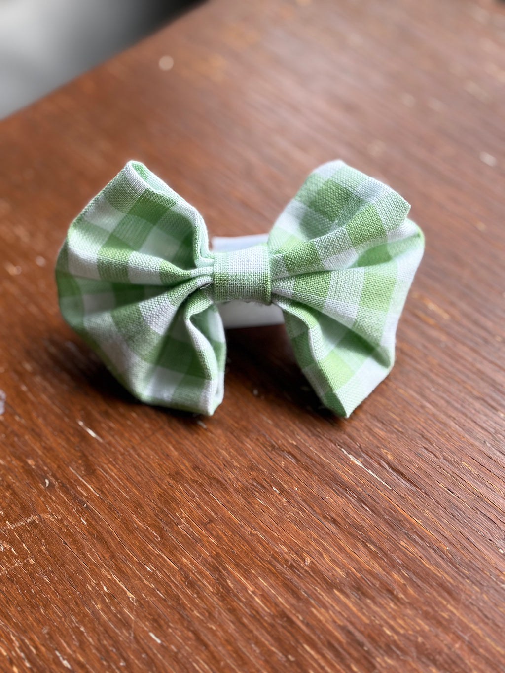 Eroz’s Couture Bow